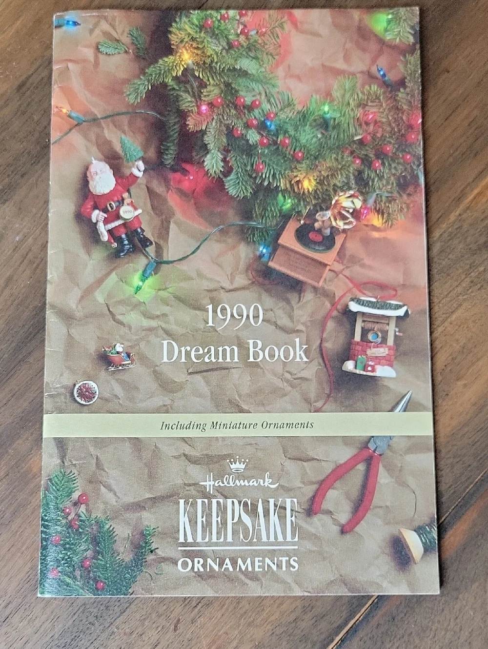 Hallmark 1990 Keepsake Ornaments DREAM BOOK